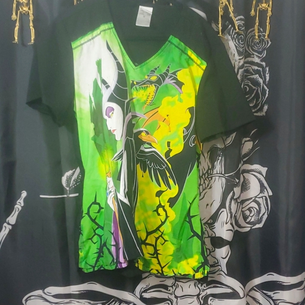 Tooniforms scrub top